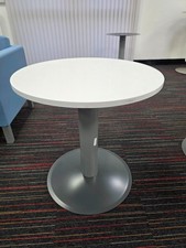 Kinnarps Round Office Circular