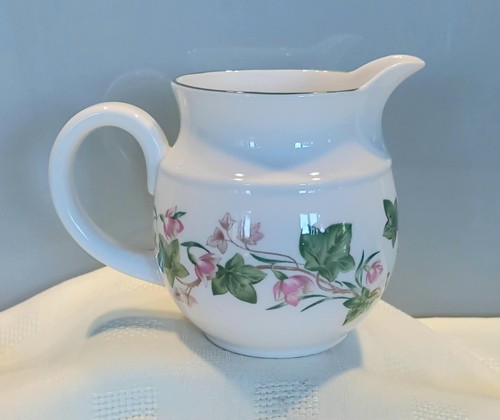 Royal doulton expressions - royal,