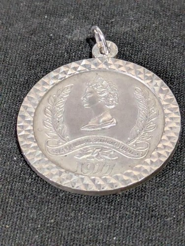 Sterling silver qeii - sterling,