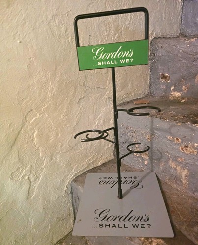 Gin tree gordon shall - gordon's, “shall