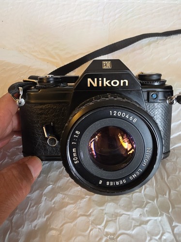 Nikon 35mm slr camera body - slr,