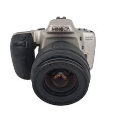 Minolta Dynax 500si 35mm SLR Camera With Tamron 24 - 70mm Lens