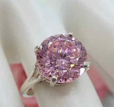 4.55 Ct  Round Shape Pink
