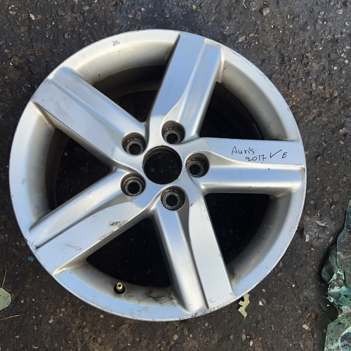 Toyota auris 2012 - toyota,