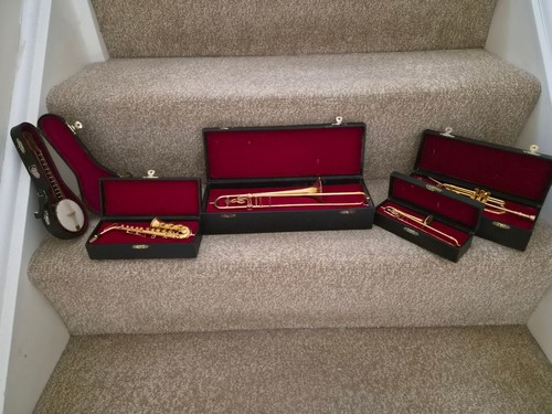 Boxed selection minature - boxed,
