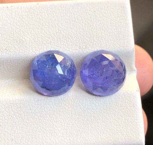Natural tanzanite gemstone - natural,