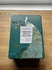 Fortnum & Mason Large biscuit