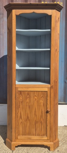 Foot tall solid - 7, corner