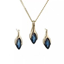 9ct Gold Sapphire Set Pendant