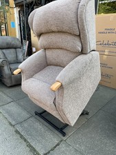 Westbury Large Dual Motor