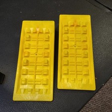 2 Fiamma Wheel Levelling