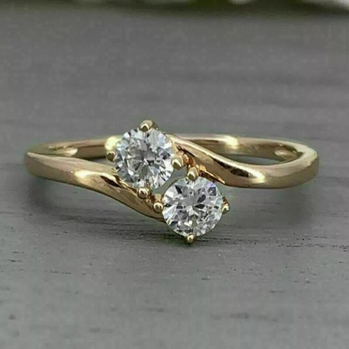 Round diamond two - diamond,