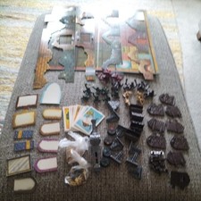 WADDINGTONS DARK WORLD 1992 BOARD GAME -  INCOMPLETE SELLING FOR SPARES 