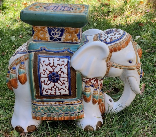 Vintage ceramic small elephant - vintage,