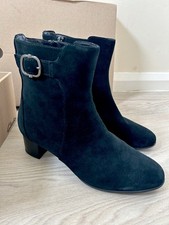 Clarkes Linnae Up Black Suede