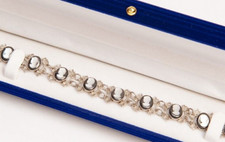 Cameo Style Bracelet, Silver