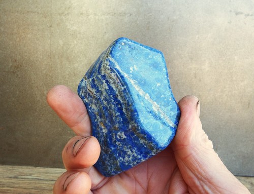 Lapis lazuli rock stone