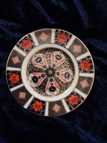Old imari inch - , side
