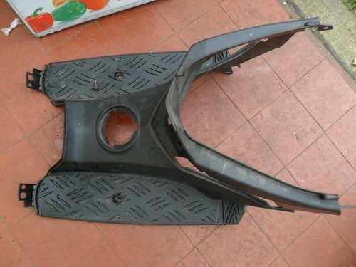 Peugeot speedfight floor - ,