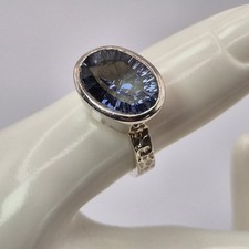 Gemporia Mystic Blue Quartz