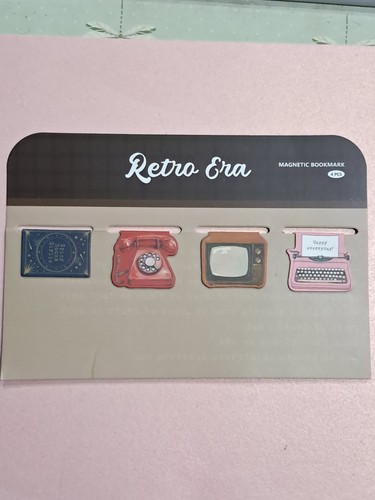 Set magnetic bookmarks - of,