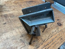 VINTAGE STANLEY NO.702  ALUMINIUM CORNER VICE / CLAMP. MADE IN ENGLAND.