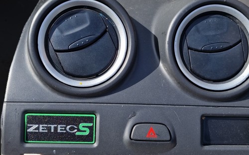 Ford fiesta mk6 facelift - ford, dash