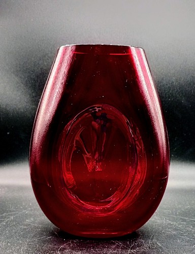 Vintage ruby crystal dimple - ruby,