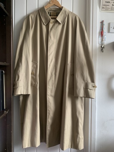 Burberry men beige trench - men's,