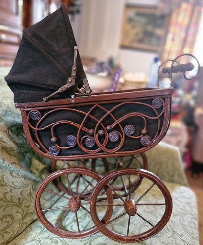 Victorian wicker wood and - 26",