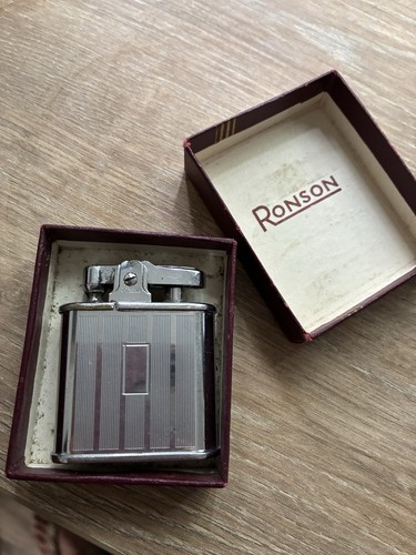 Ronson lighter box - lighter, in