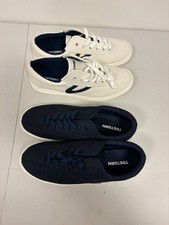 Pair vtg tretorn - 2,