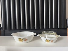 Vintage Pyrex with Lid –