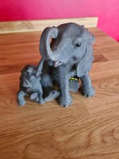 Leonardo African Elephant