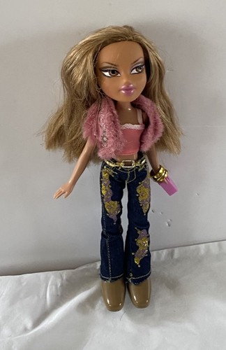 Bratz doll dressed complete - bratz,
