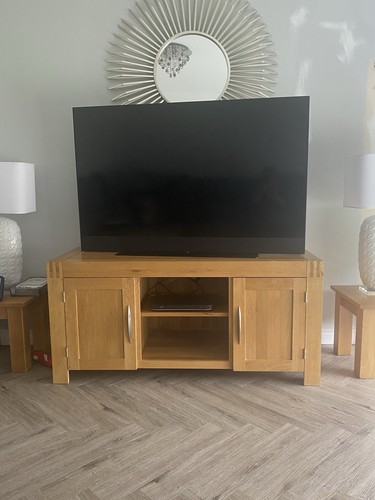 Solid oak wood - solid,