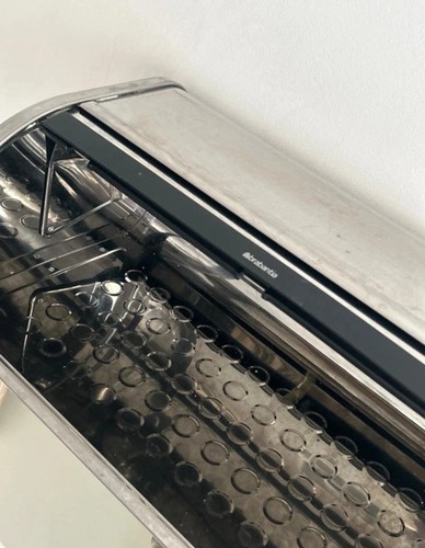 Brabantia roll top bread bin - bread, /