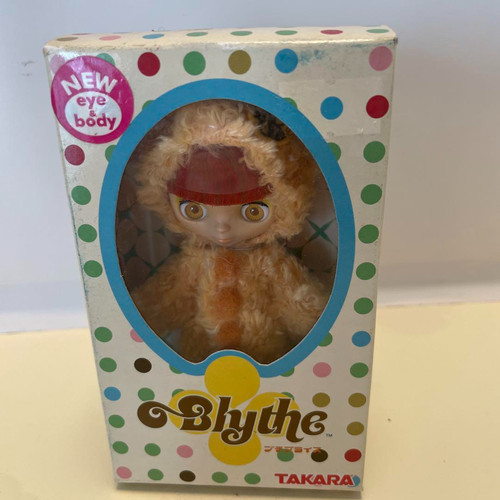 Petite blythe bear hug - petite,