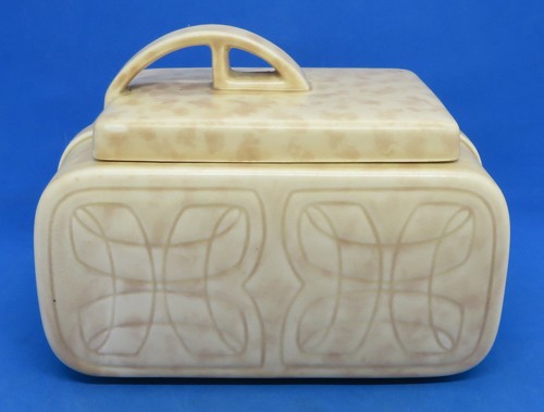 Beswick cream glaze ceramic