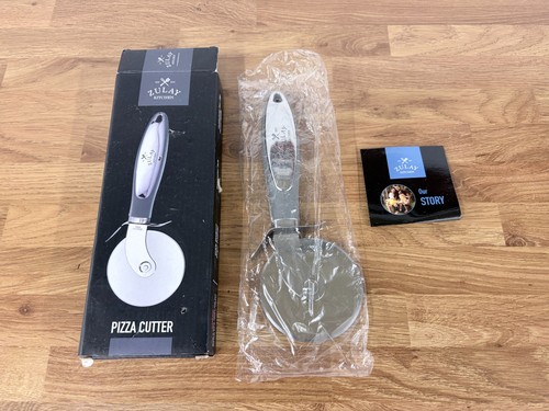 Zulay pizza cutter - -,