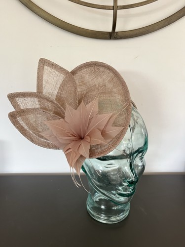 Light brown fascinator new - light,
