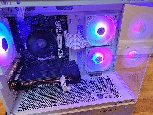 White gaming r5 5600 - gaming, pc