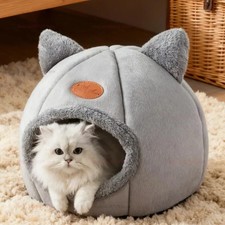 Deep Sleep Winter Cat Bed -