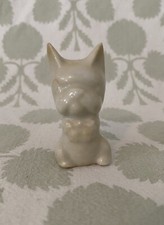 Porcelain French Bulldog