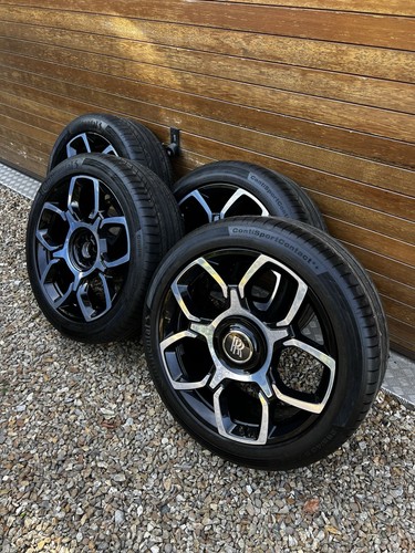 Rolls royce cullinan black - royce,