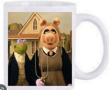 Miss Piggy and Kermit the