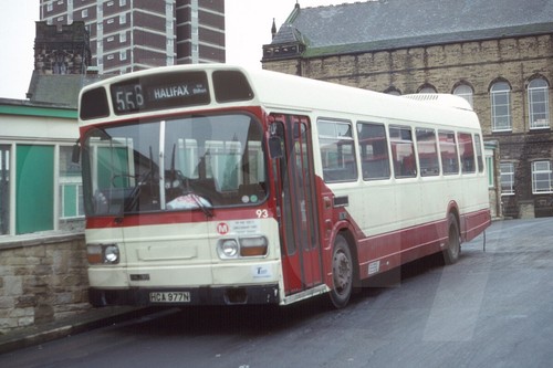 Bus photo yelloway hca977n - bus,