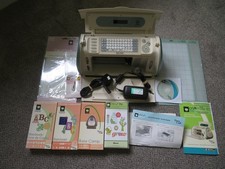 Cricut Create - 4 Cartridges, 3 Cutting Mats and one Refill included