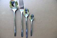 TAP Air Portugal 4-piece Cutlery Set, Business Class. excelt. condt.