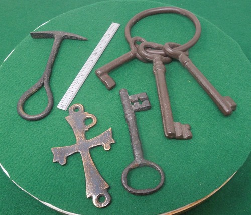 Large old metal keys - large, various